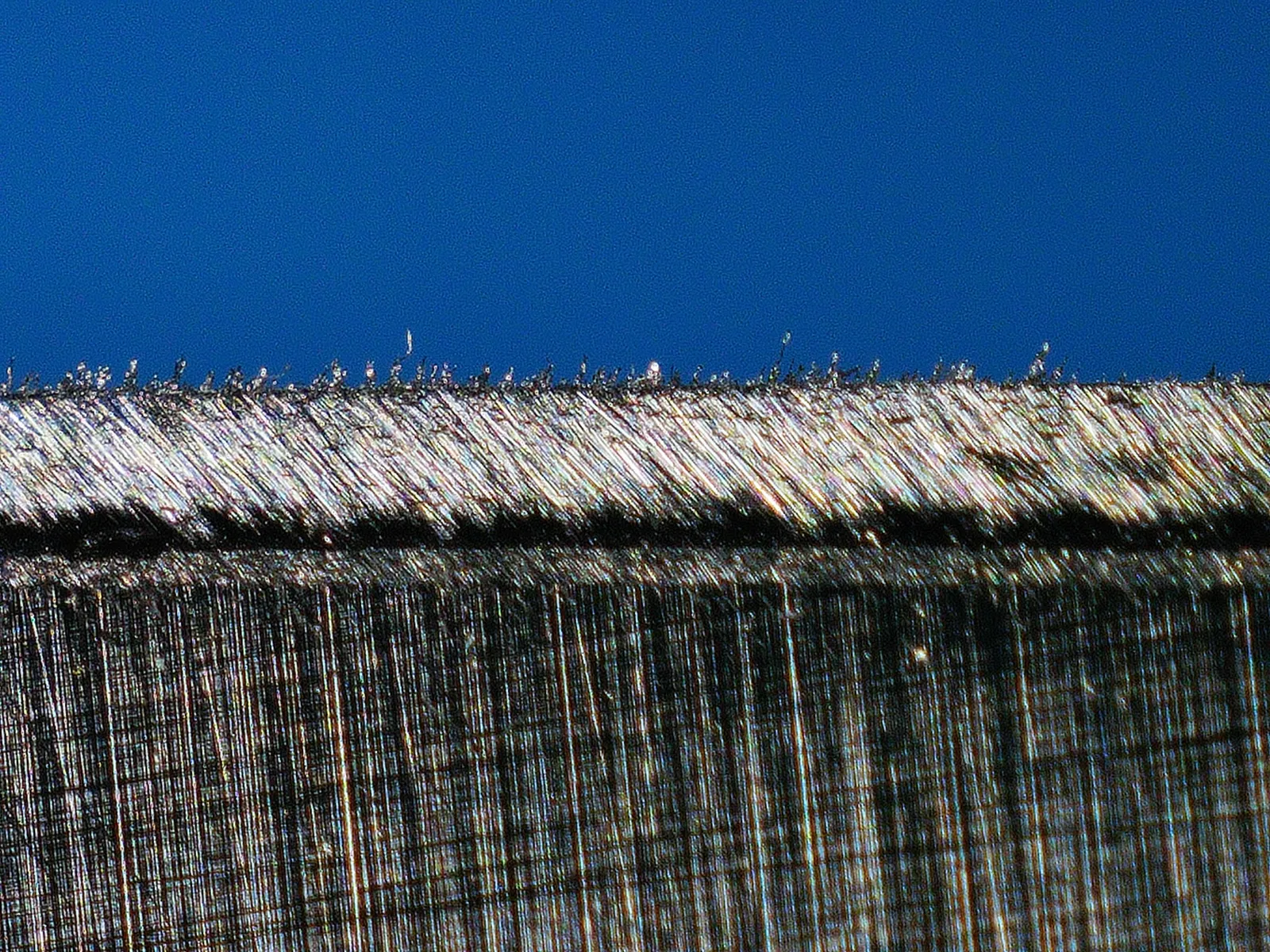Marker removal test used to verify knife sharpening angle